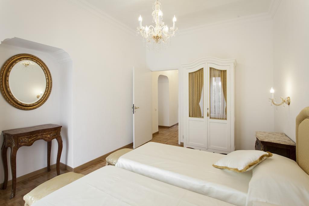 Suite Sarandrea Рим Номер фото
